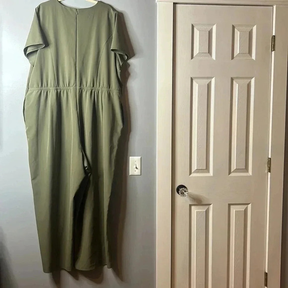 Lane Bryant Olive Green Pants Suit size 24 *minor flaws* see description & pics - Picture 4 of 7